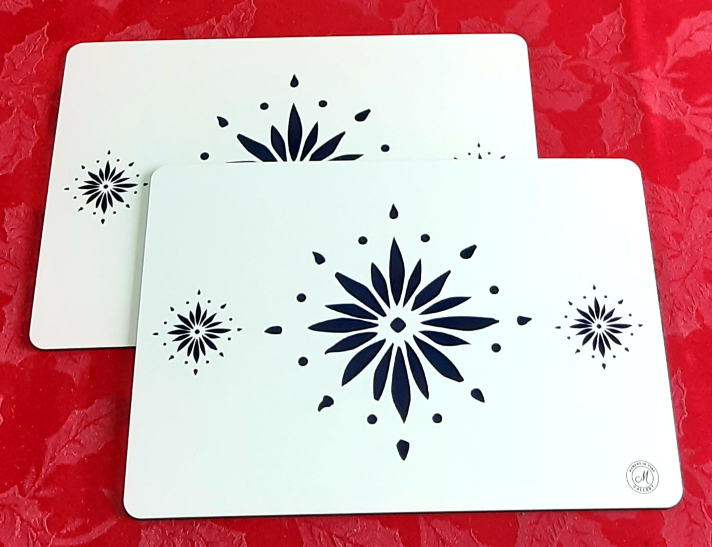 Twin table mat set. Blue flowerburst design. Heat resistant place mats.